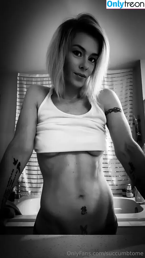 succumbtome nude photo #0002 (l1l4c_4b0m1n4t10n)