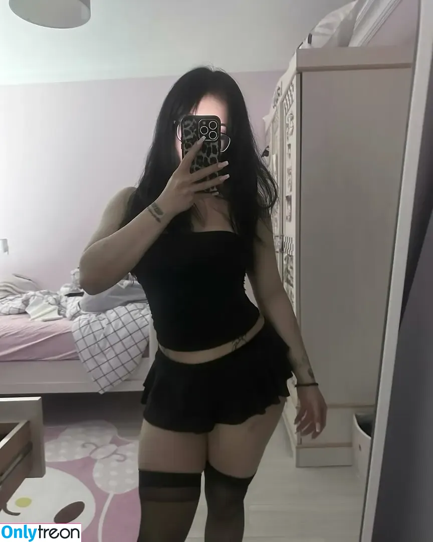 Sudemwah nude photo #0169 (Sude Akar / sudemwahw)