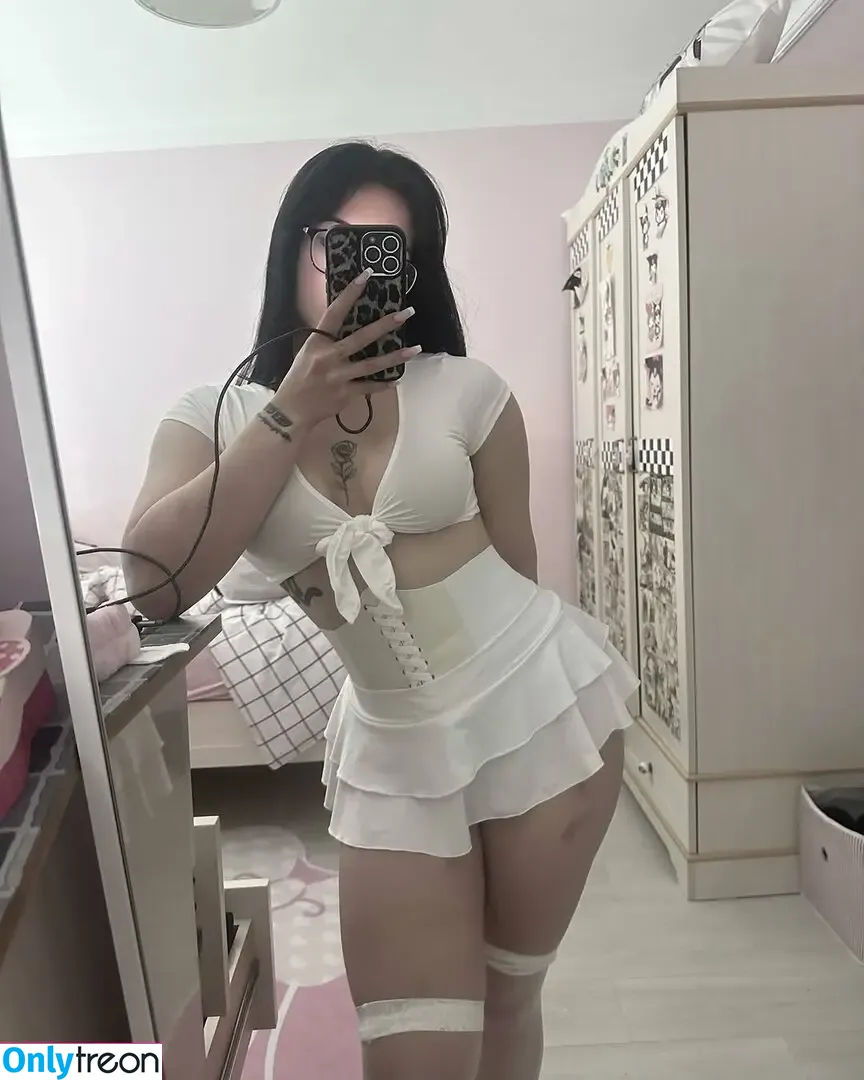 Sudemwah nude photo #0171 (Sude Akar / sudemwahw)