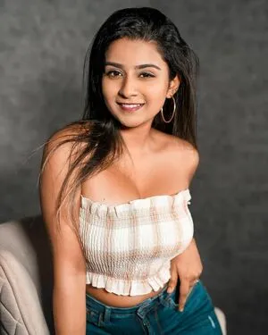 Suhana Khan / __suhuuu__ nude photo #0016