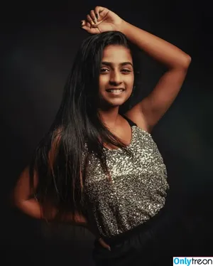 Suhana Khan / __suhuuu__ nude photo #0219