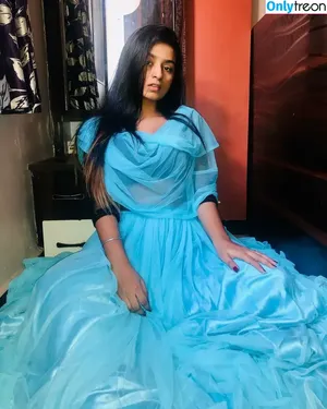 Suhana Khan / __suhuuu__ nude photo #0228