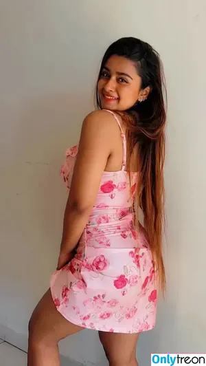 Suhana Khan / __suhuuu__ nude photo #0269