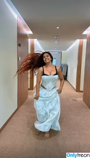 Suhana Khan / __suhuuu__ nude photo #0872