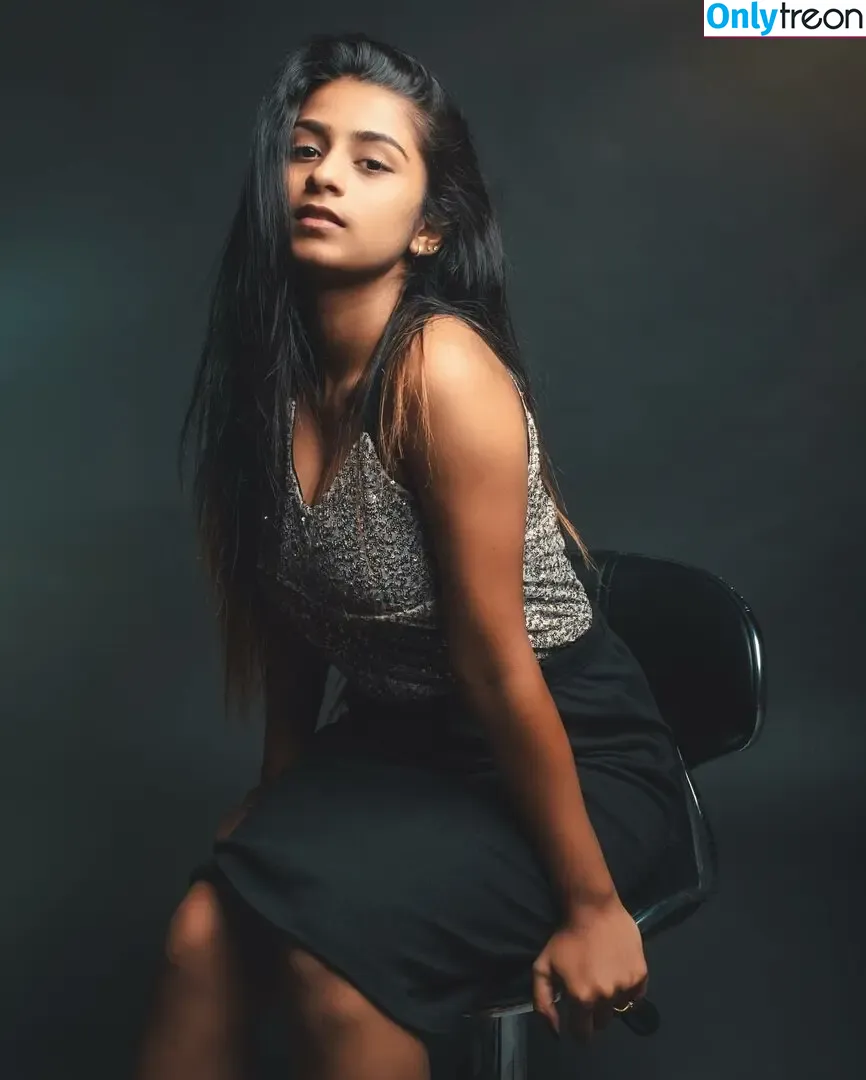 Suhana Khan nude photo #0217 (__suhuuu__)