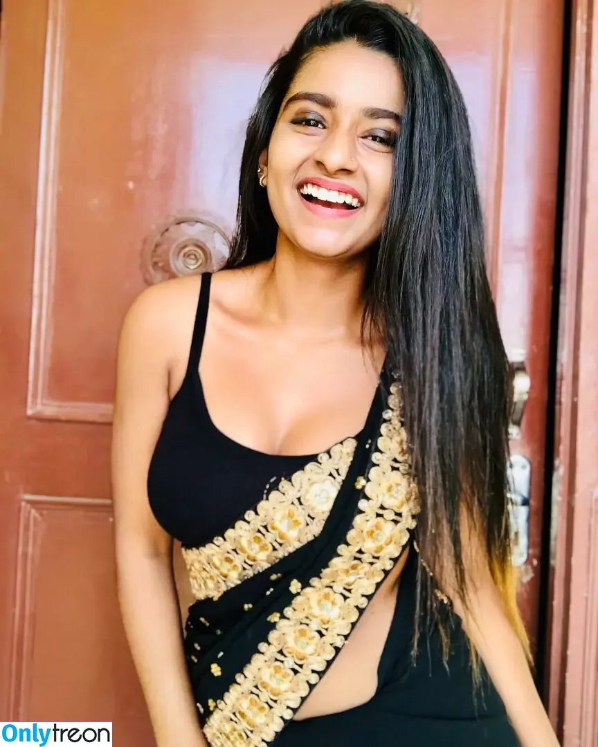 Suhana Khan nude photo #0226 (__suhuuu__)