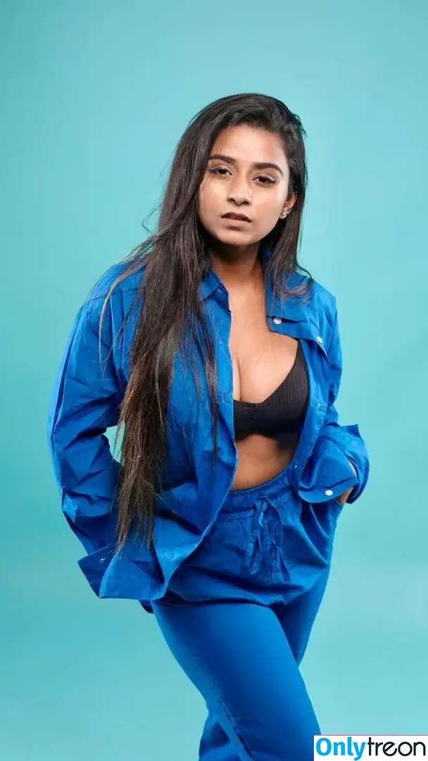 Suhana Khan nude photo #0251 (__suhuuu__)