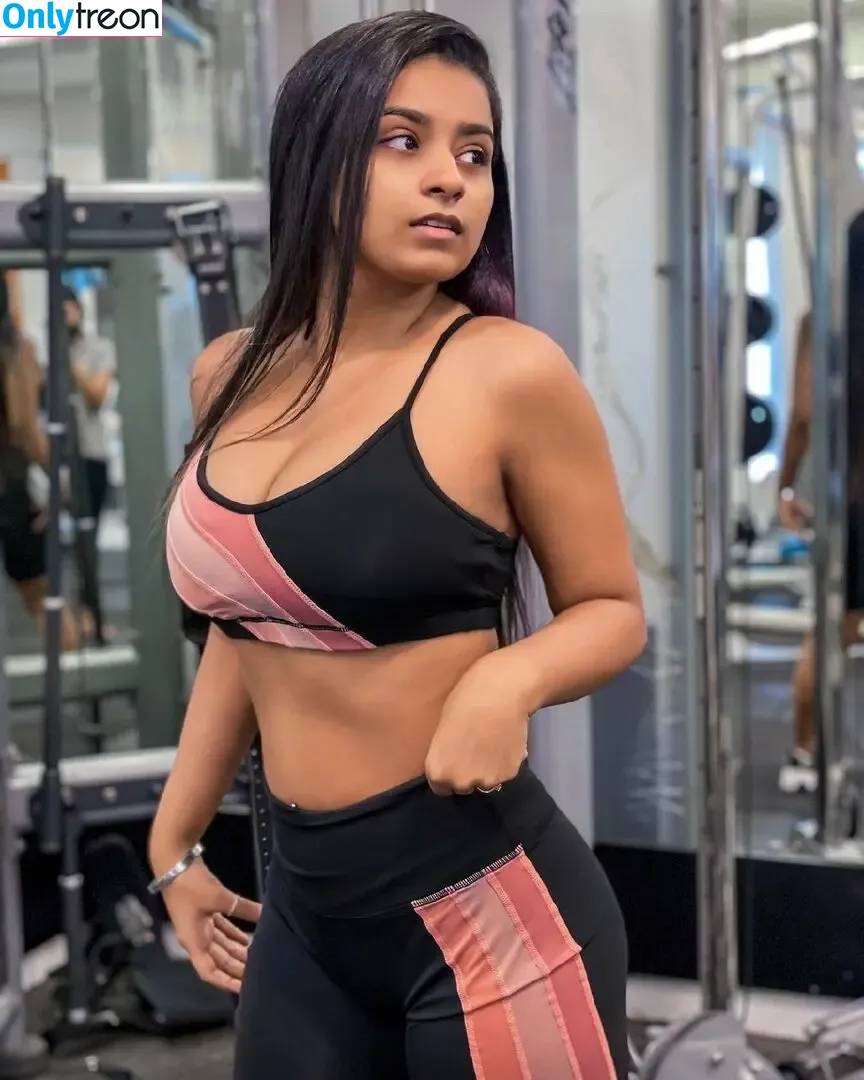 Suhana Khan nude photo #0901 (__suhuuu__)