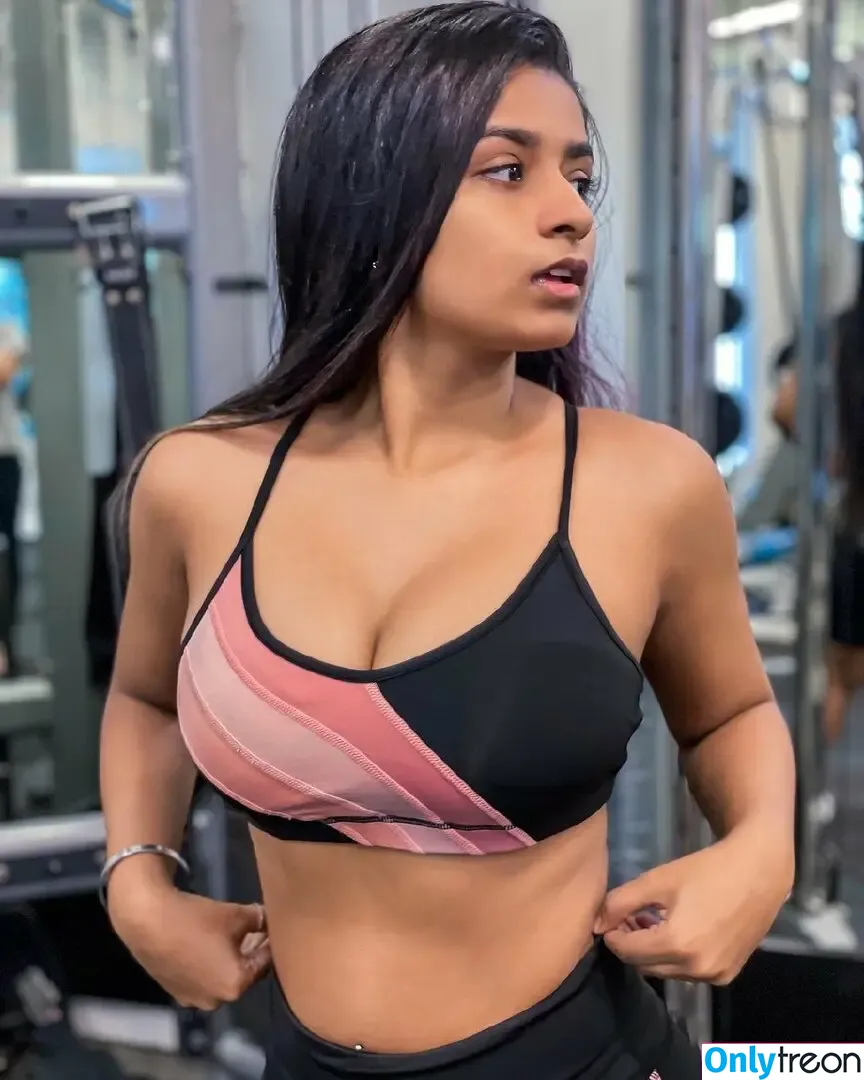 Suhana Khan nude photo #0902 (__suhuuu__)