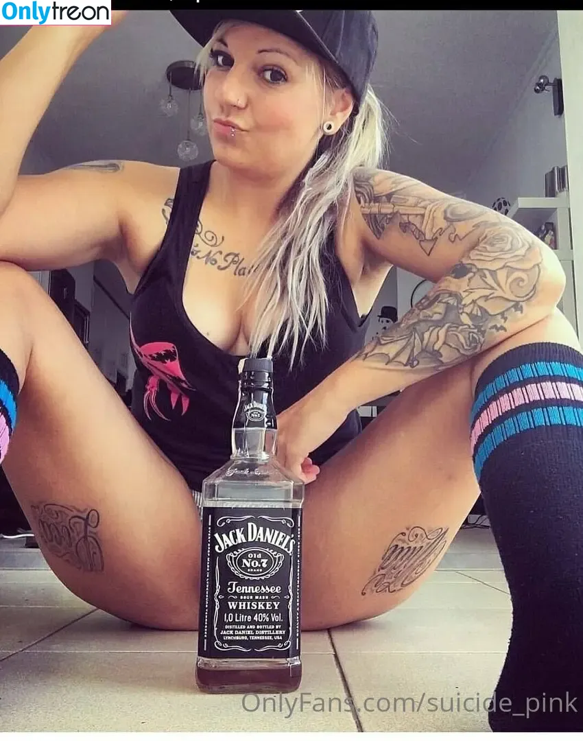 suicide_pink nude photo #0001 (suicidepink)