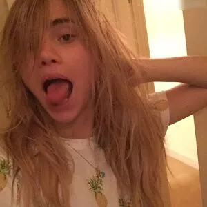 Suki Waterhouse / sukiwaterhouse nude photo #0259