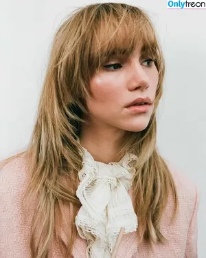 Suki Waterhouse / sukiwaterhouse nude photo #0662