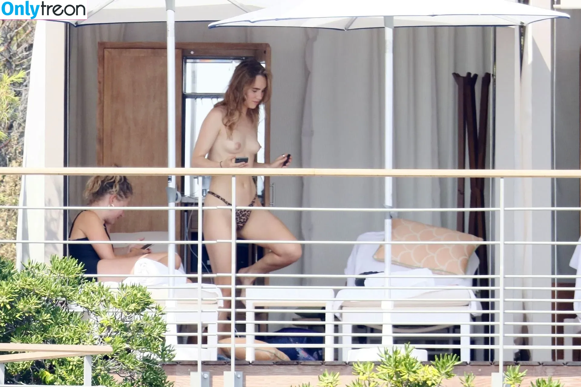 Suki Waterhouse nude photo #0053 (sukiwaterhouse)