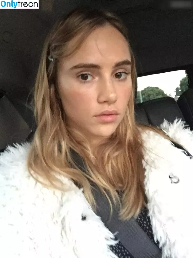 Suki Waterhouse nude photo #0217 (sukiwaterhouse)