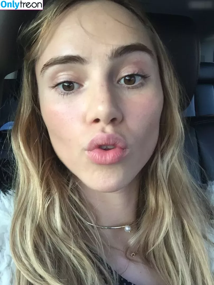 Suki Waterhouse nude photo #0227 (sukiwaterhouse)