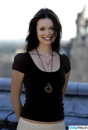 Summer Glau / glausummer nude photo #0085