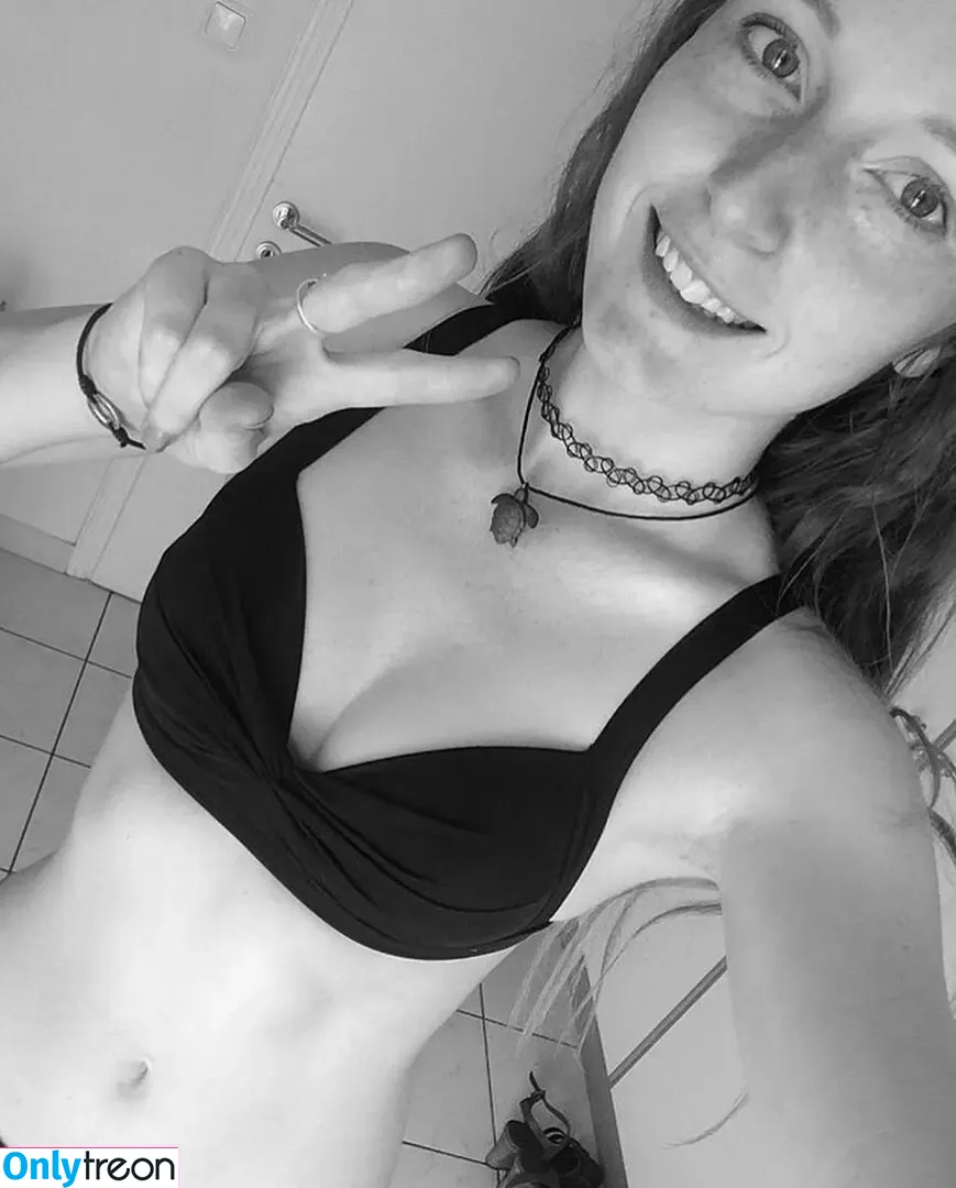 summerjadegleek nude photo #0005 (summerjadegleekaway)