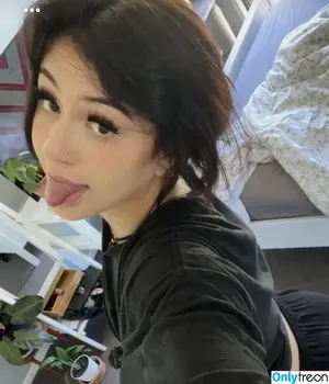  nude photo #0009