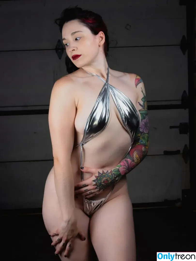 sunfyretv nude photo #0028 (sunfyretv)