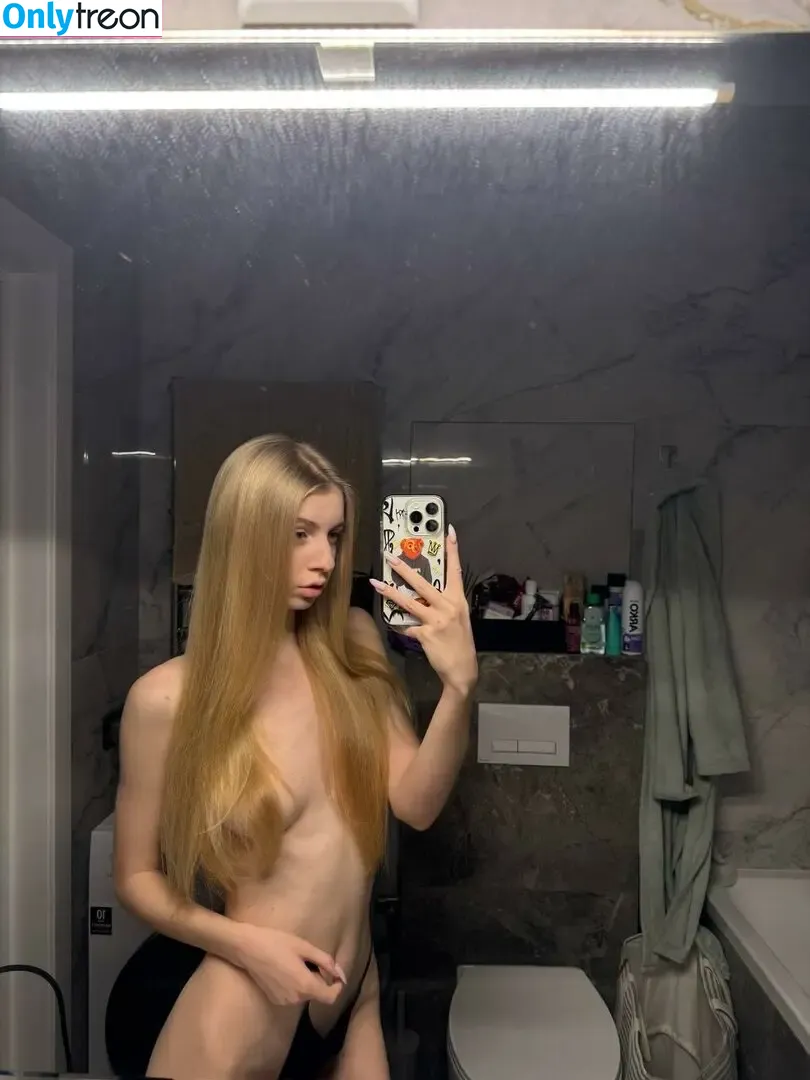 Sunnerylolly nude photo #0352 (LollySunnery / sunneryjames)
