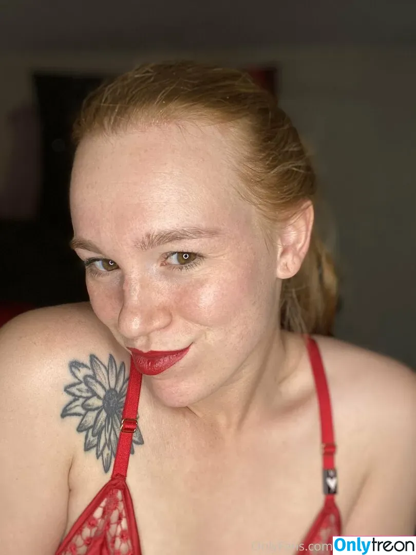 sunnybabe22 nude photo #0004 (sunnyybabe22)