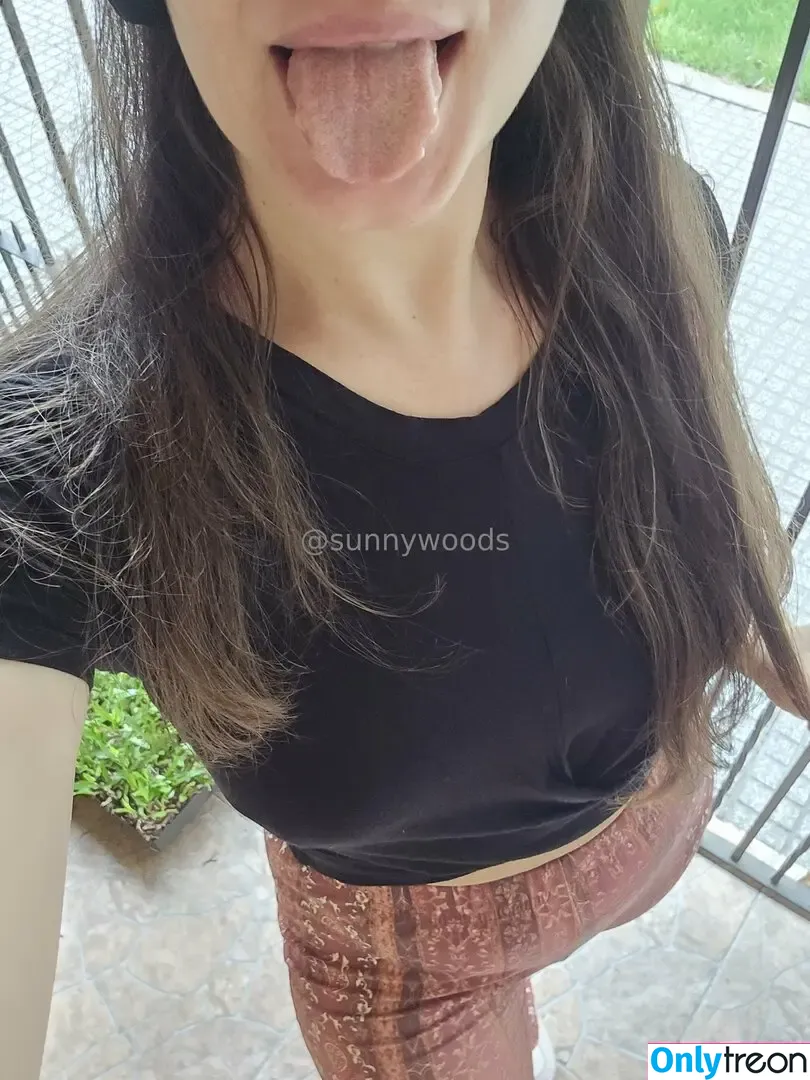 sunnywoods nude photo #0035 (sunnywoods_florist)