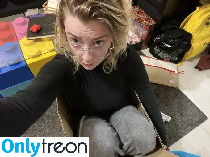 SuopOnTwitch nude photo #0038 (Madison / birborbart / suuuoppp)