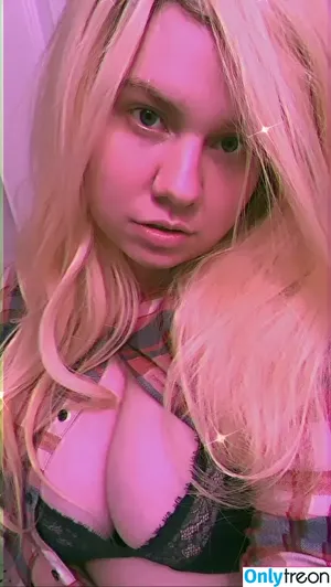 Supapixelgirl / Supanintendogirl / Ultrosgirl nude photo #0001