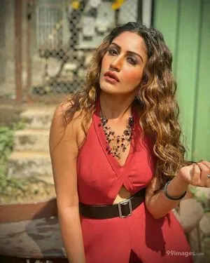 Surbhi Chandna / officialsurbhic nude photo #0001