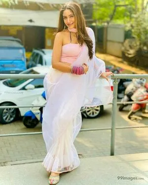 Surbhi Chandna / officialsurbhic nude photo #0092