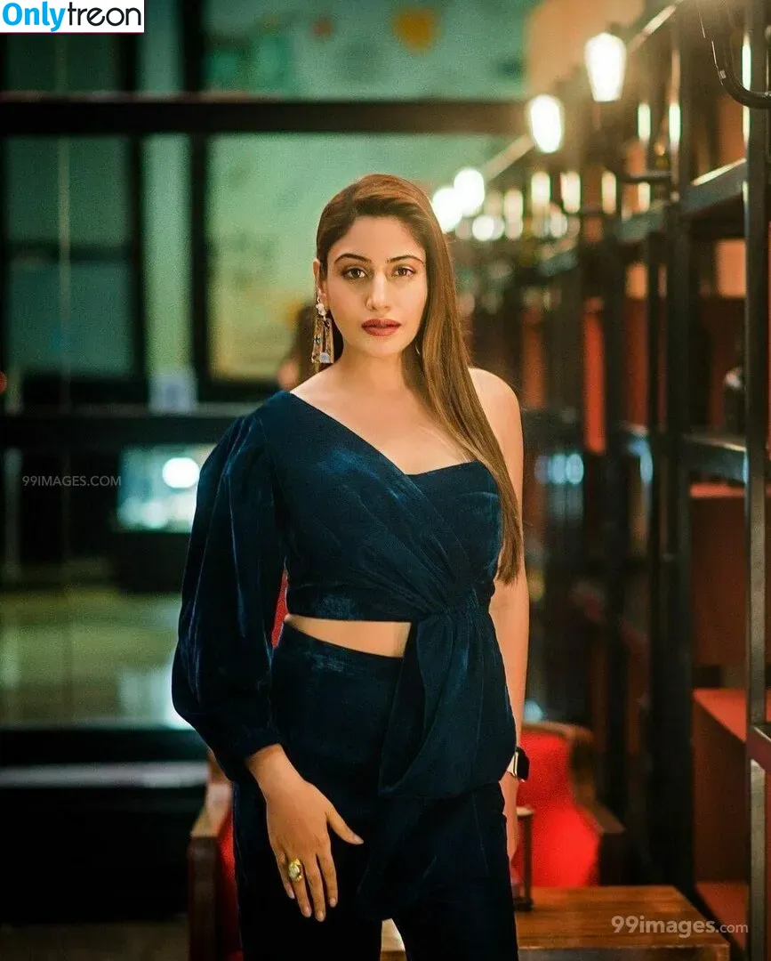 Surbhi Chandna nude photo #0015 (officialsurbhic)