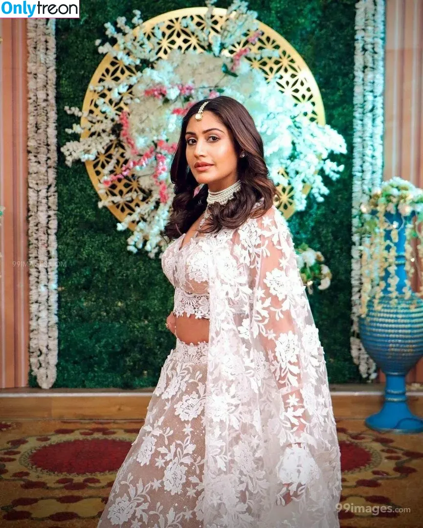Surbhi Chandna nude photo #0023 (officialsurbhic)