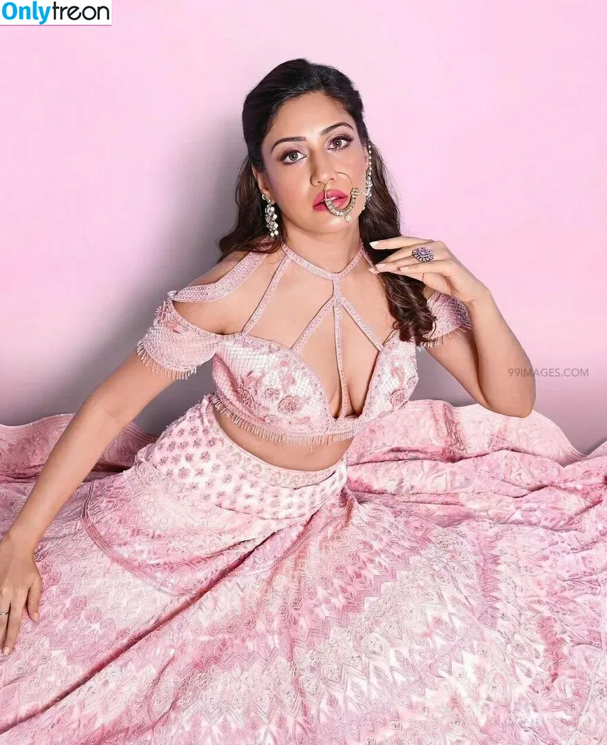 Surbhi Chandna nude photo #0032 (officialsurbhic)