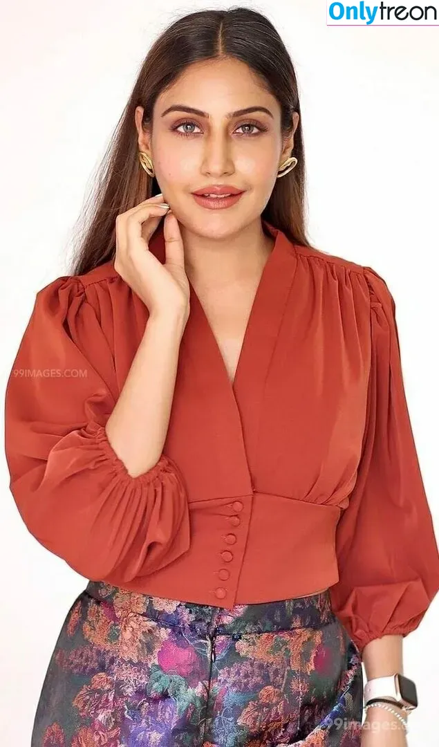 Surbhi Chandna nude photo #0046 (officialsurbhic)