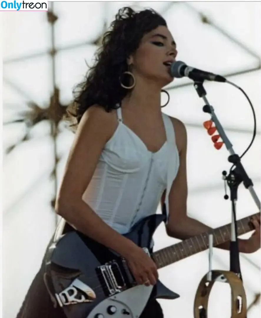 Susanna Hoffs nude photo #0006 (susannahoffsofficial)