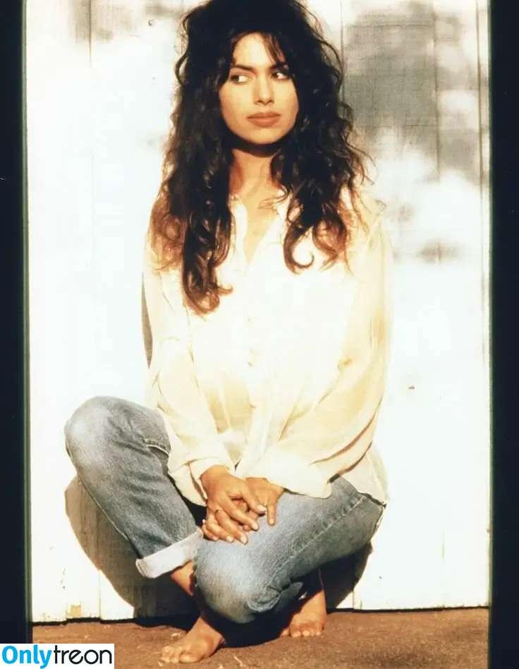 Susanna Hoffs nude photo #0042 (susannahoffsofficial)