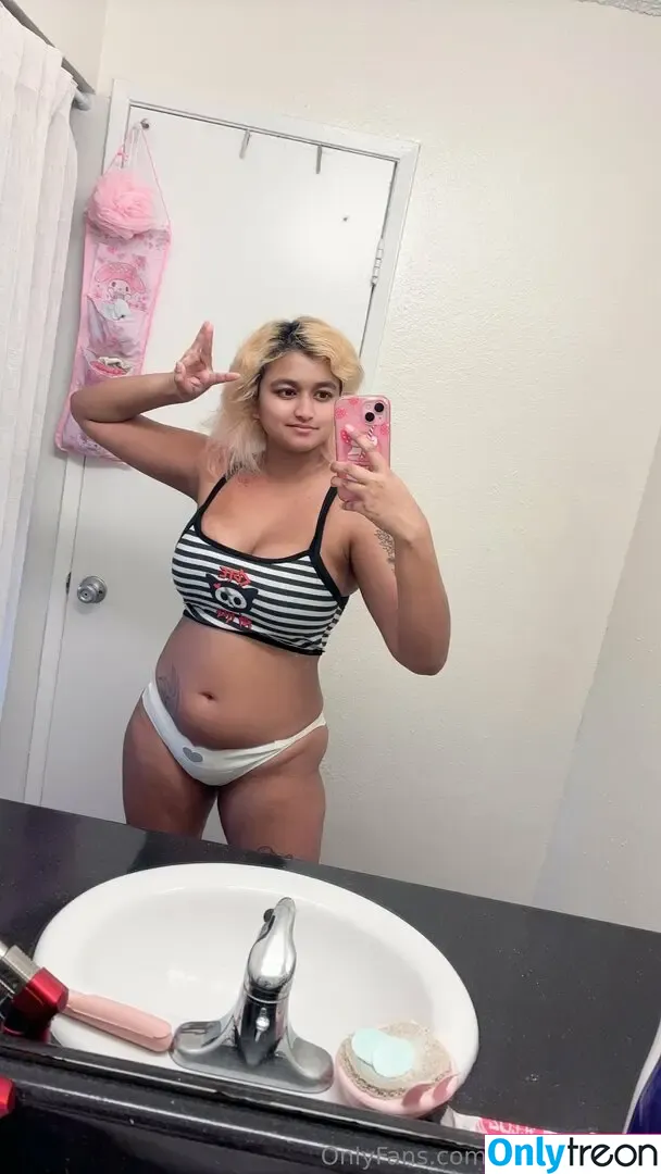 suuberrymxlk nude photo #0127 (suuberrymxlk)