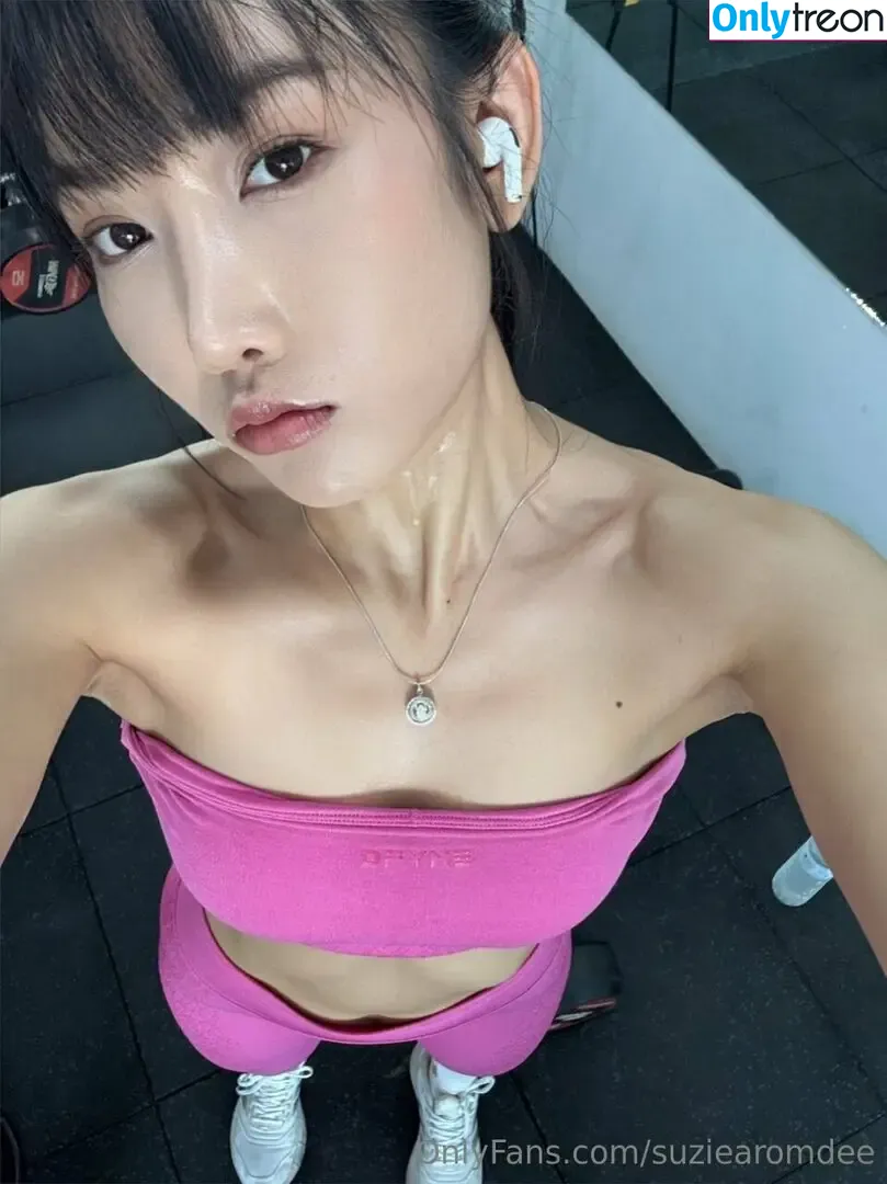 suziearomdee nude photo #0064 (suziearomdee)
