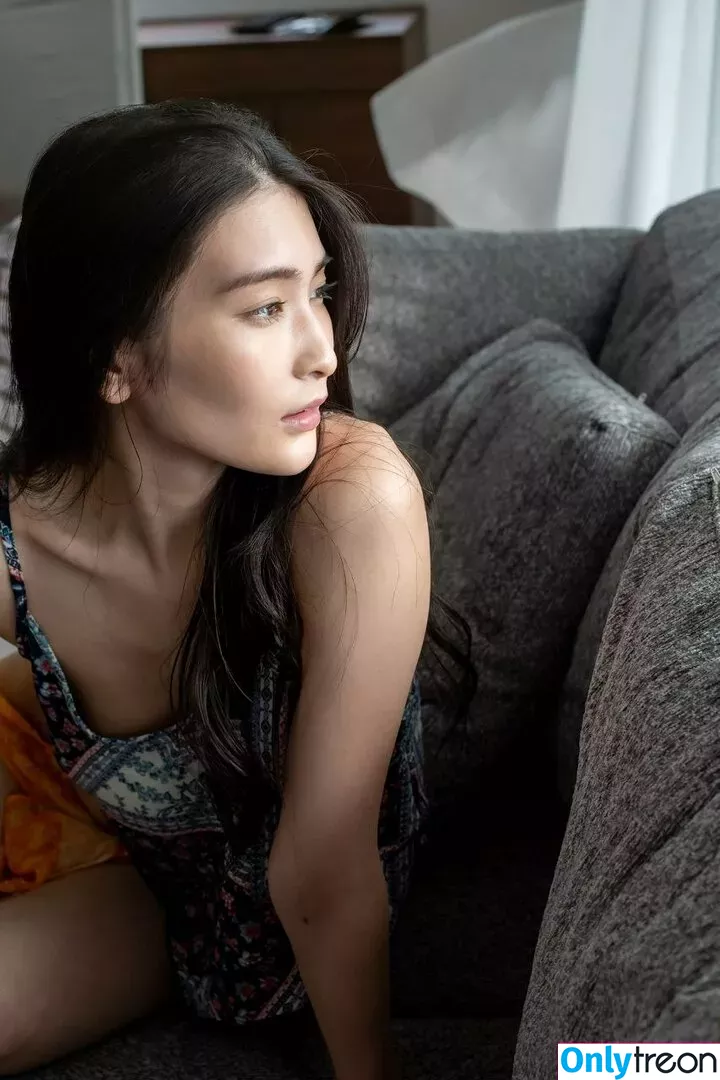 Suzu Honjo nude photo #0183 (honjo_suzu / honjosuzu)