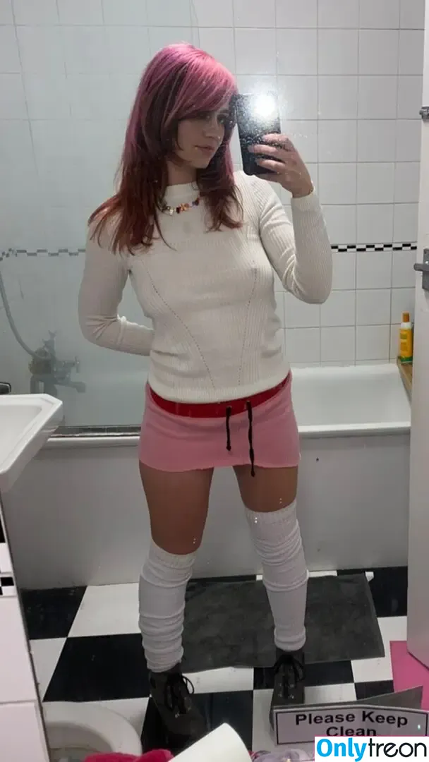 Suzy Clue nude photo #0058 (suzyclue)