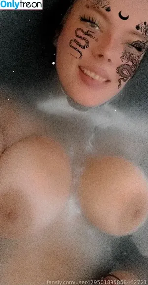  nude photo #0002