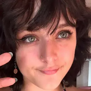 Svddenkvnt nude photo #0003