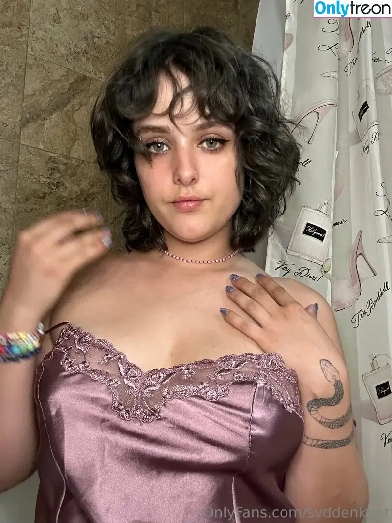 Svddenkvnt nude photo #0040 (Svddenkvnt)