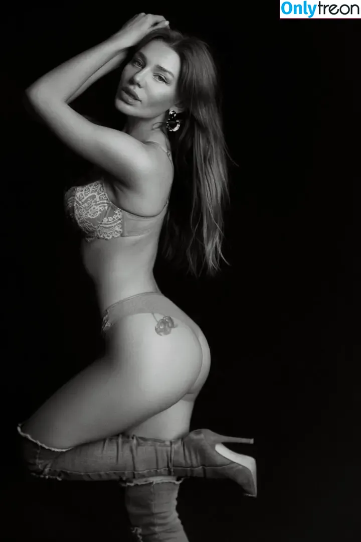 Svetlana Sinitsyna nude photo #0221 (Svetlana Shine / odnoklassnytsa)