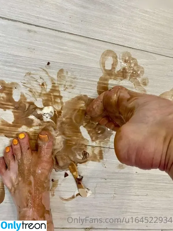 Swanfeet nude photo #0055 (elzaarch)