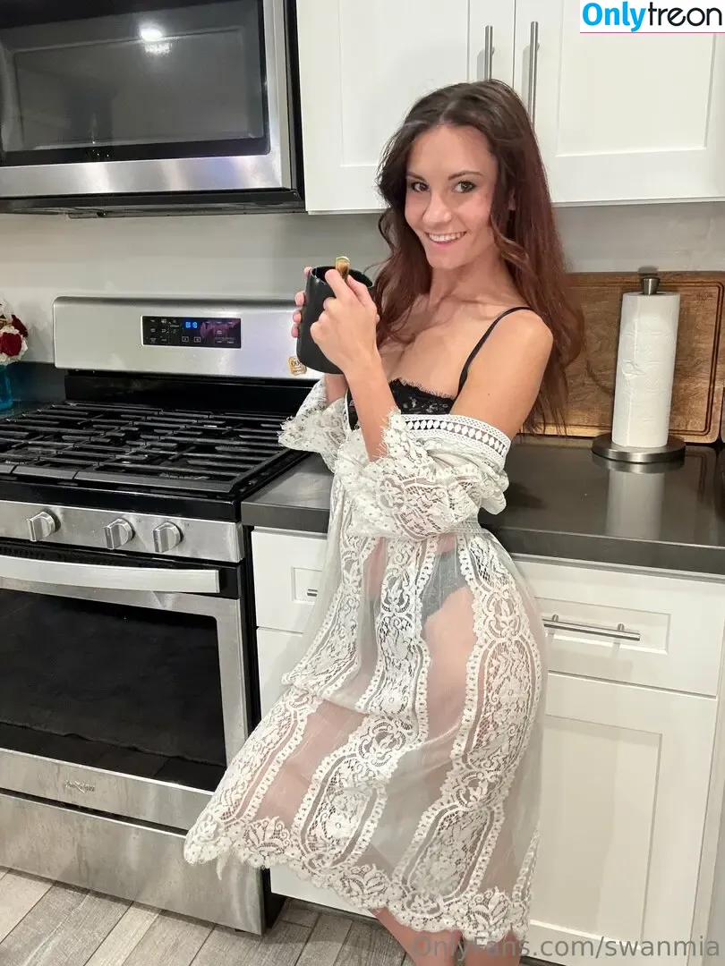 swanmia nude photo #0082 (swanmiami)