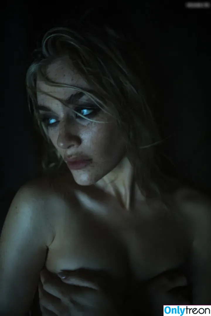 Swantje Paulina nude photo #0171 (paulinacc / swalina)
