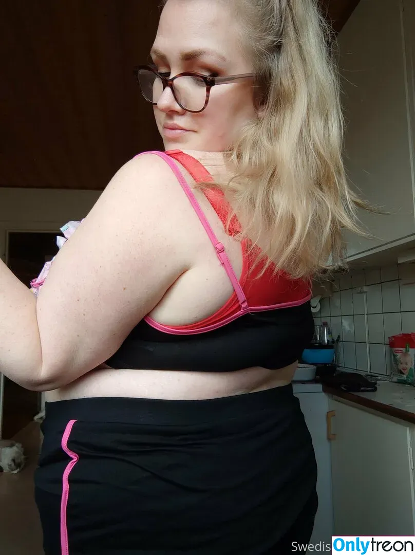 swedishbutterball nude photo #0174 (swedishbutterball)
