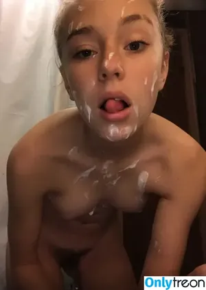  nude photo #0003