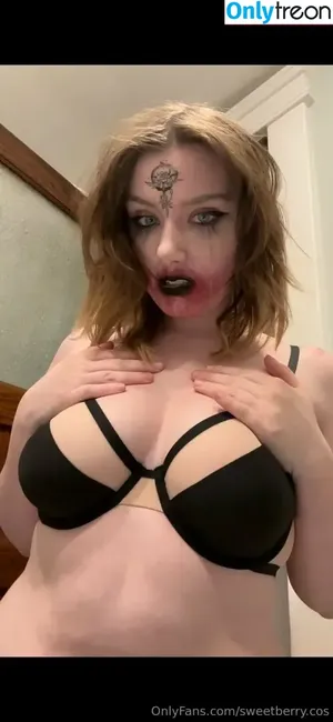  nude photo #0021